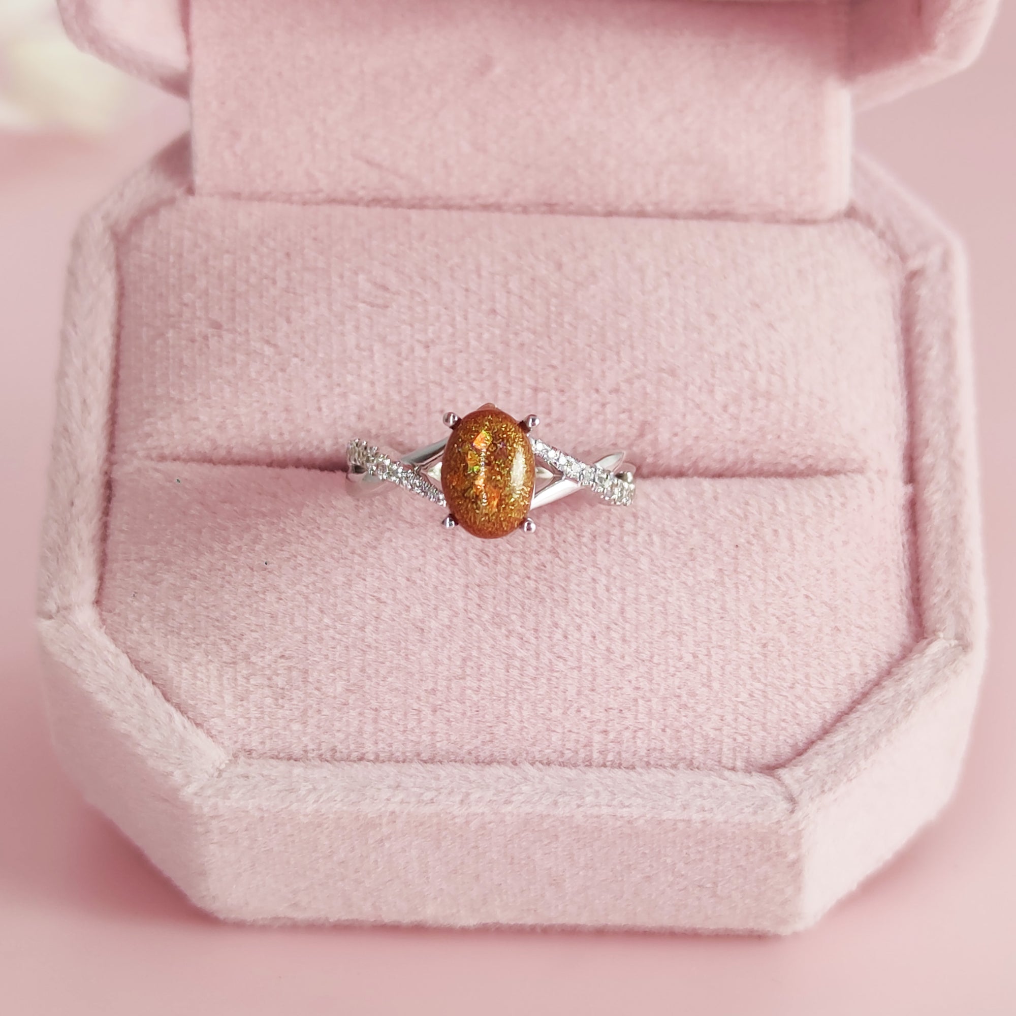 Ewige Berührung: Aschering