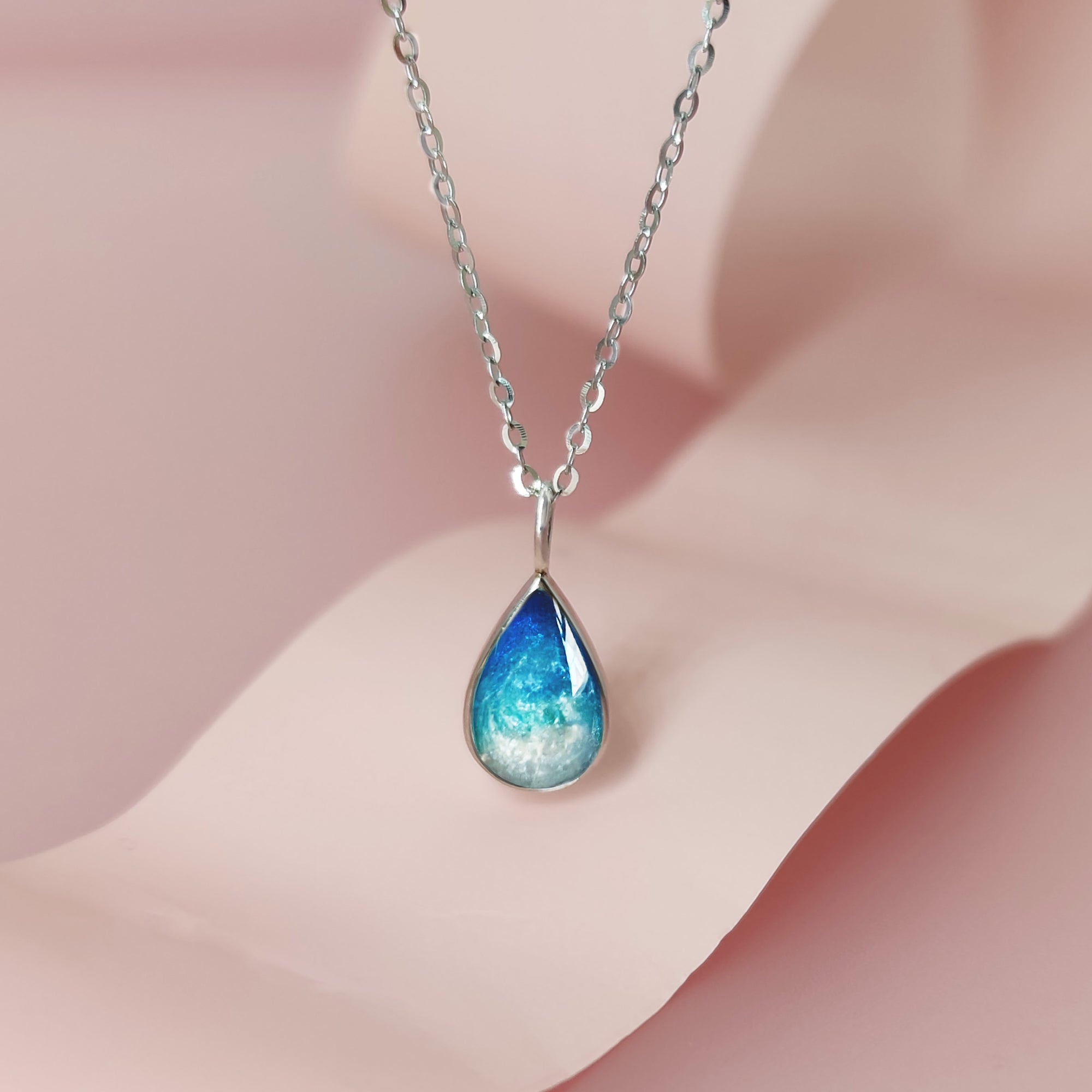 Lebenskreis: Asche-Halskette