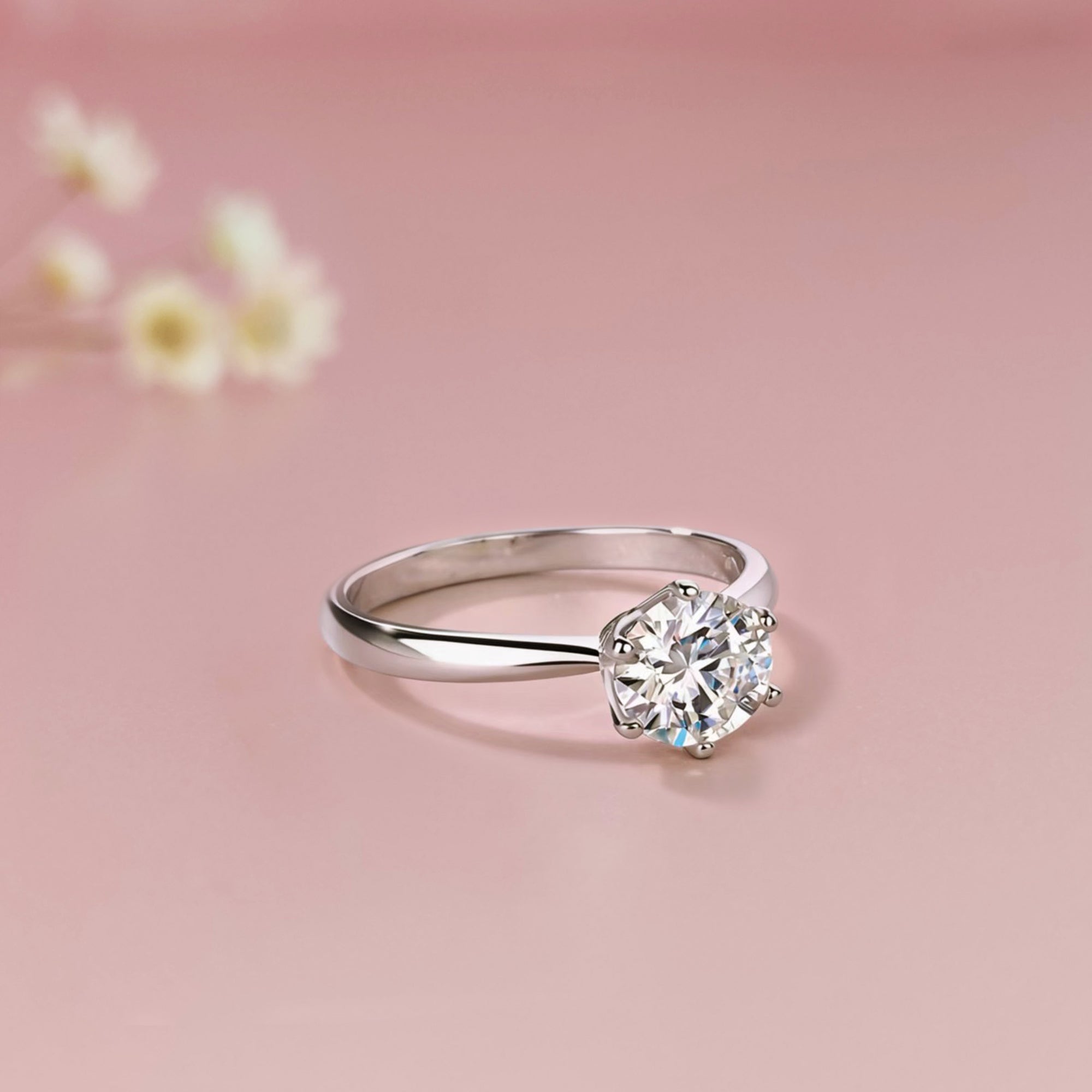 Celestial Spark: Anillo de cenizas de moissanita de corte redondo