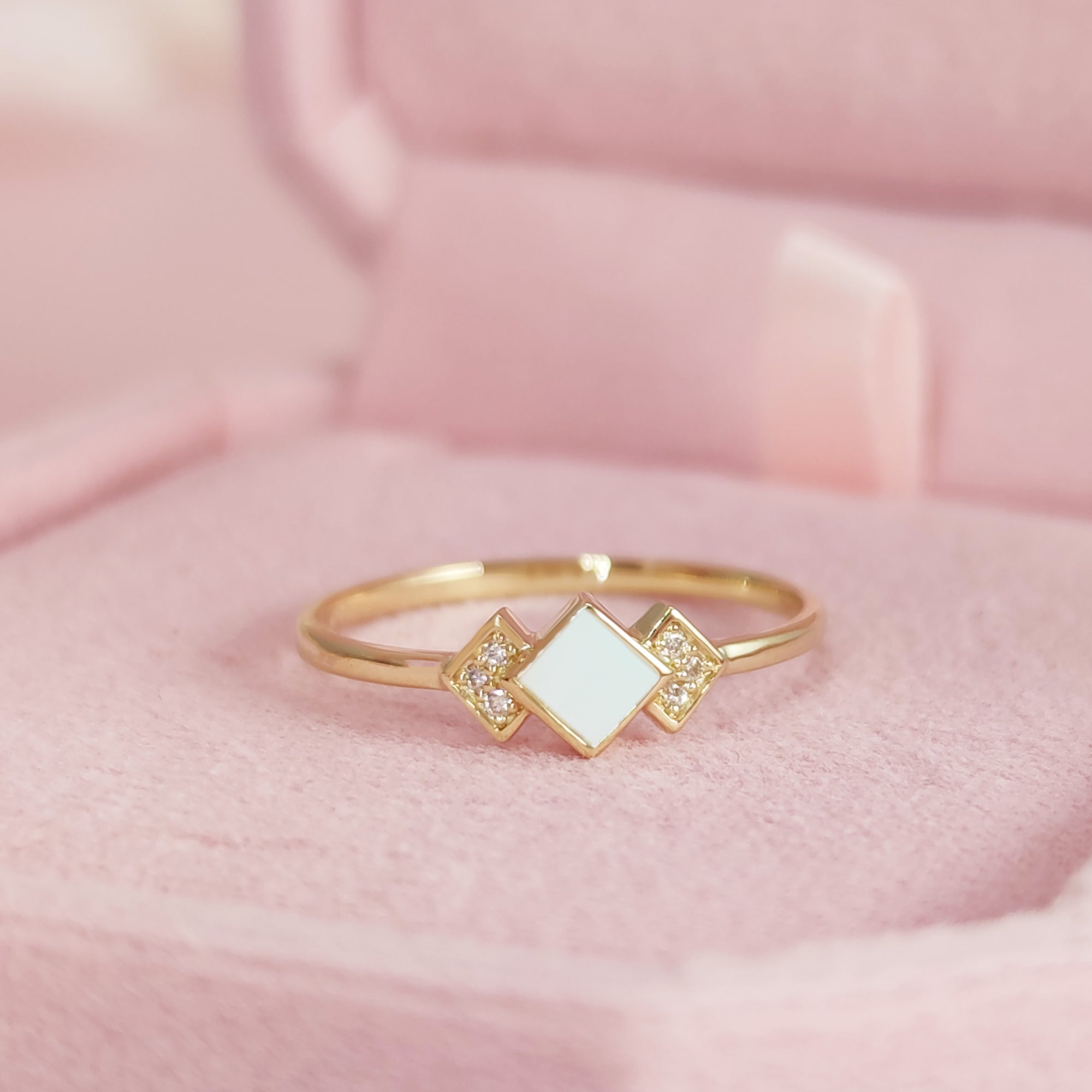 Radiant Nurture: Breastmilk Ring