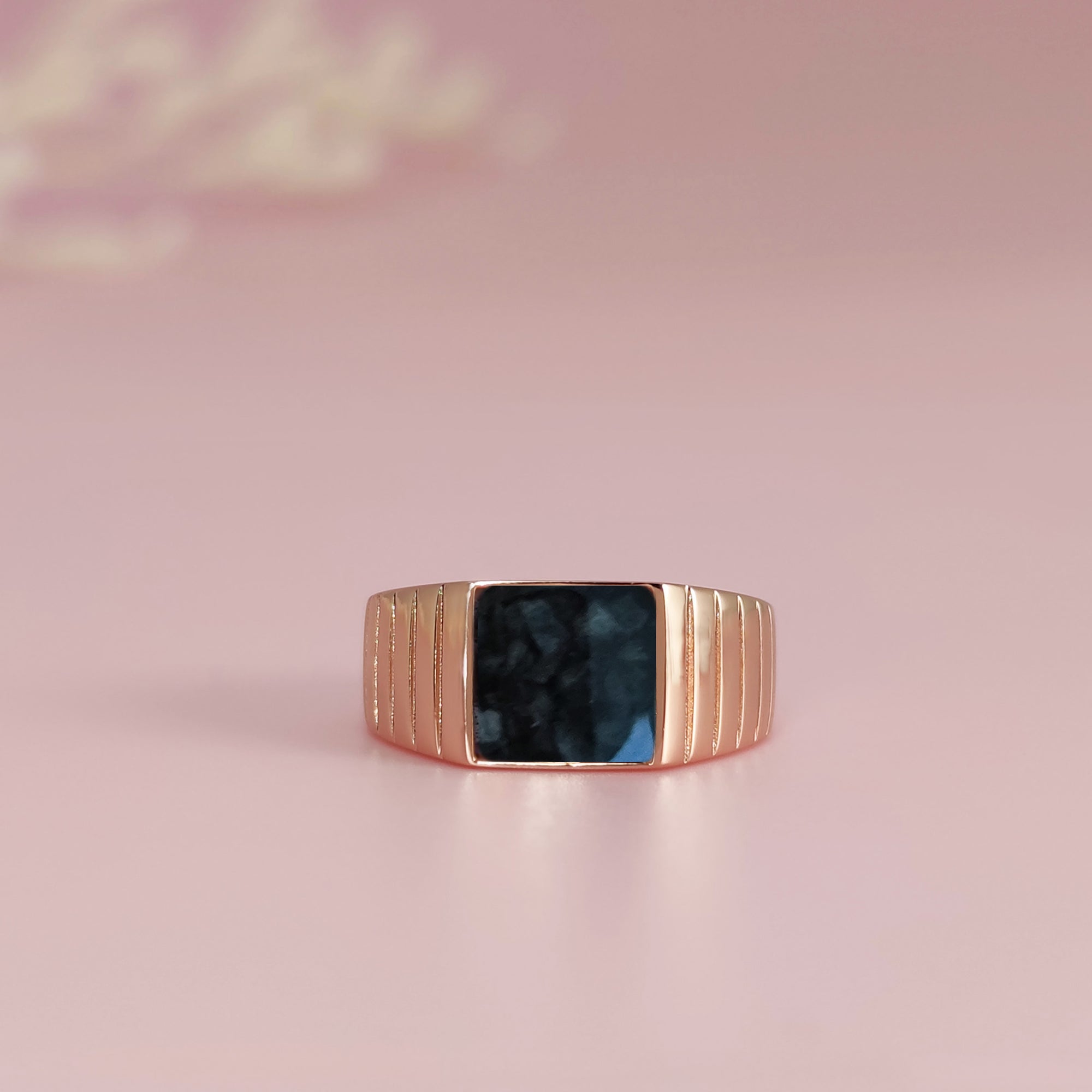 Eternal Ember: Anillo de cenizas para hombre