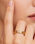 Tracks Love Band:Solid Gold Footprint Ring