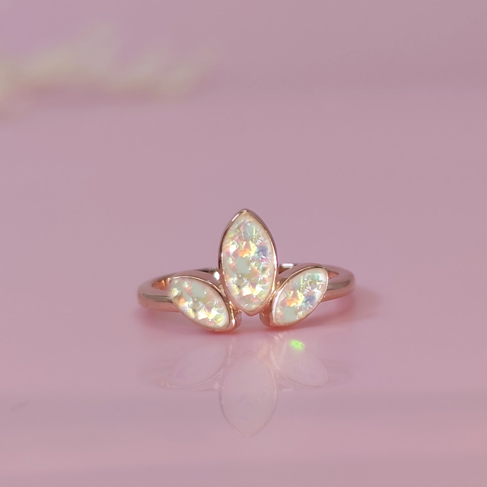 HeirloomClover: Ashes Solid Gold Clover Ring
