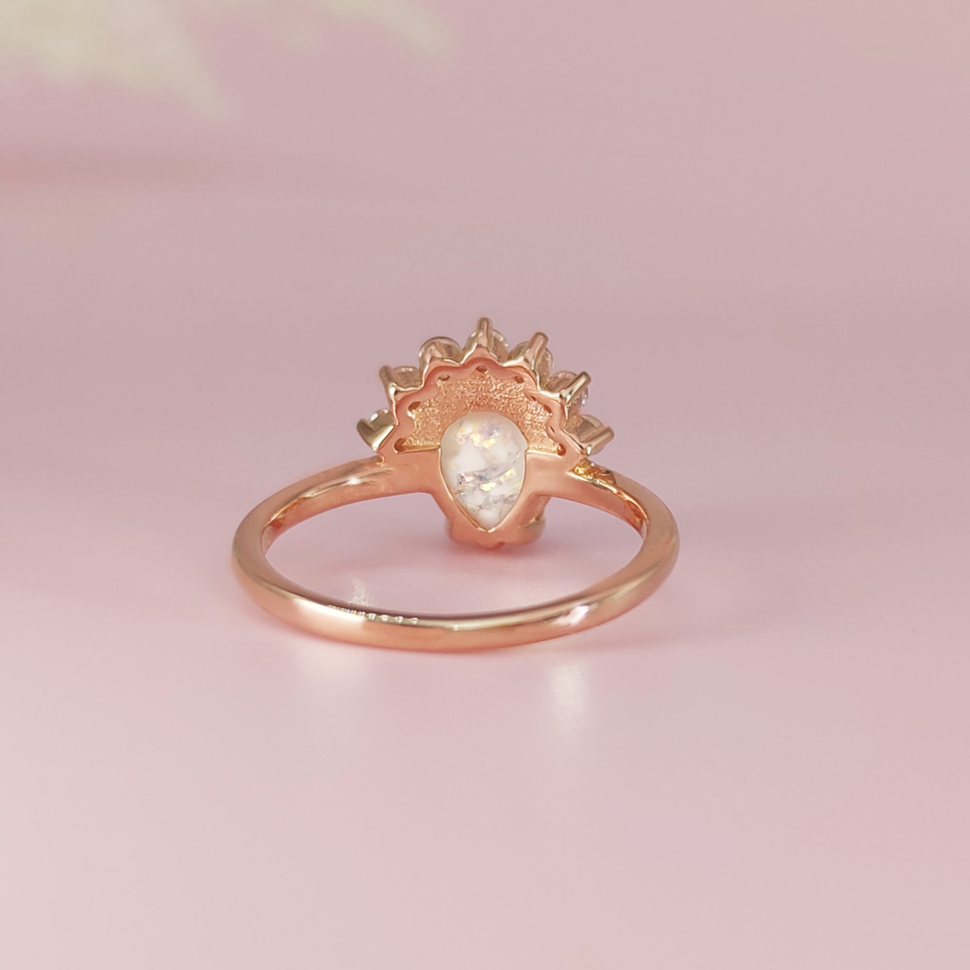 Glistening Crown: Ashes Ring