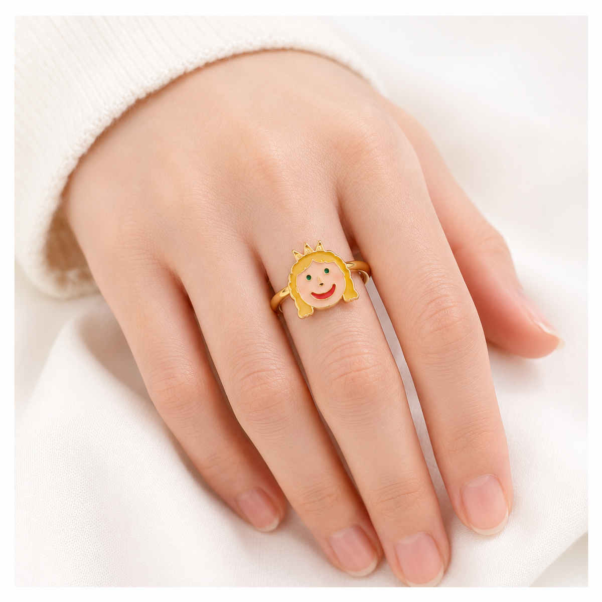 Tiny Masterpiece: Custom Kids’ Drawing Ring
