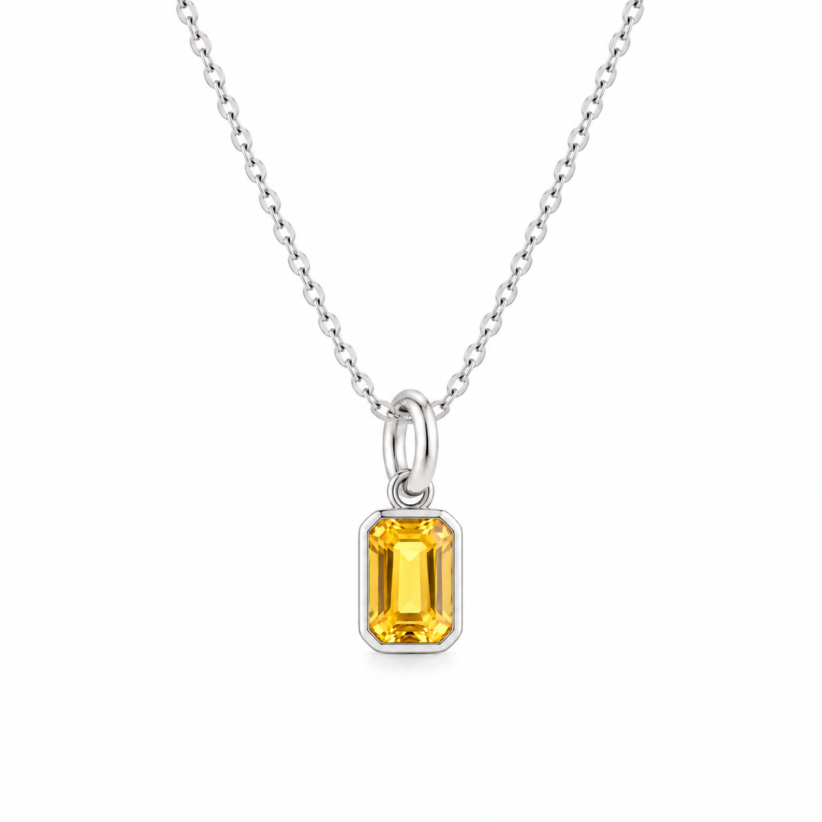 Evermore: Collana con ceneri di moissanite a taglio a pera