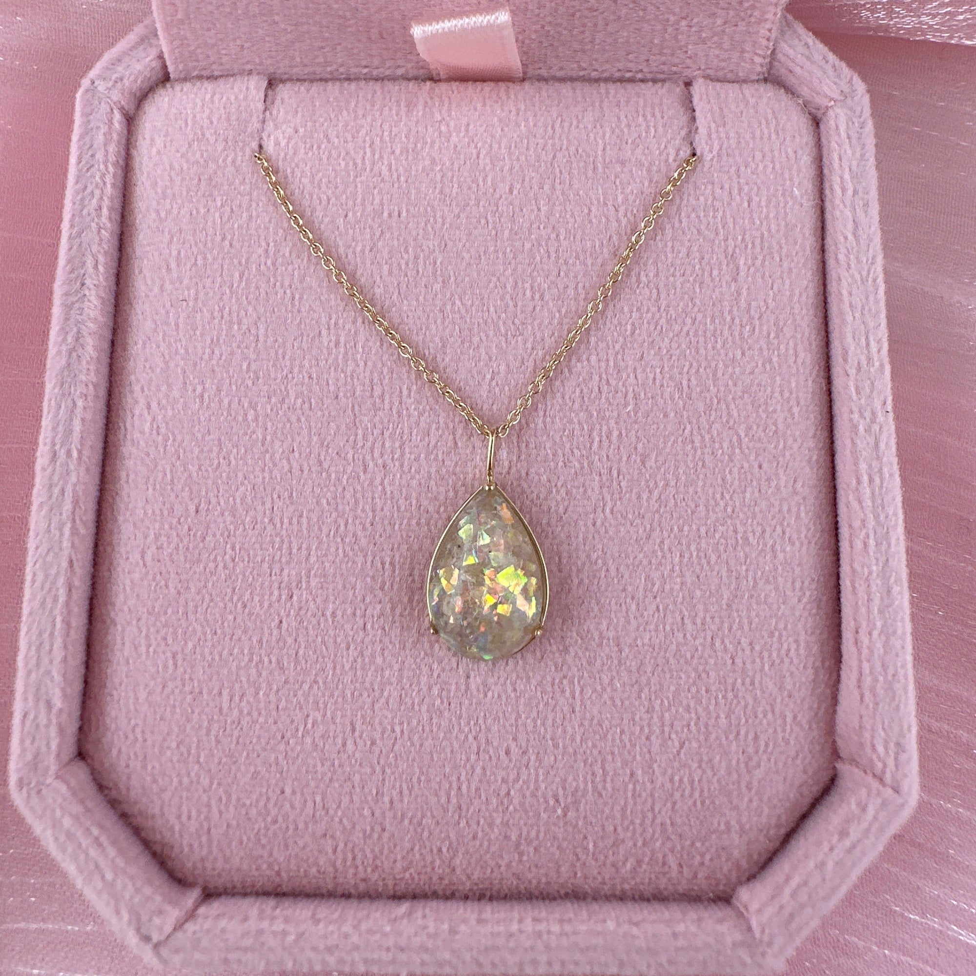 Glisten Drop: Teardrop Ashes Gold Necklace
