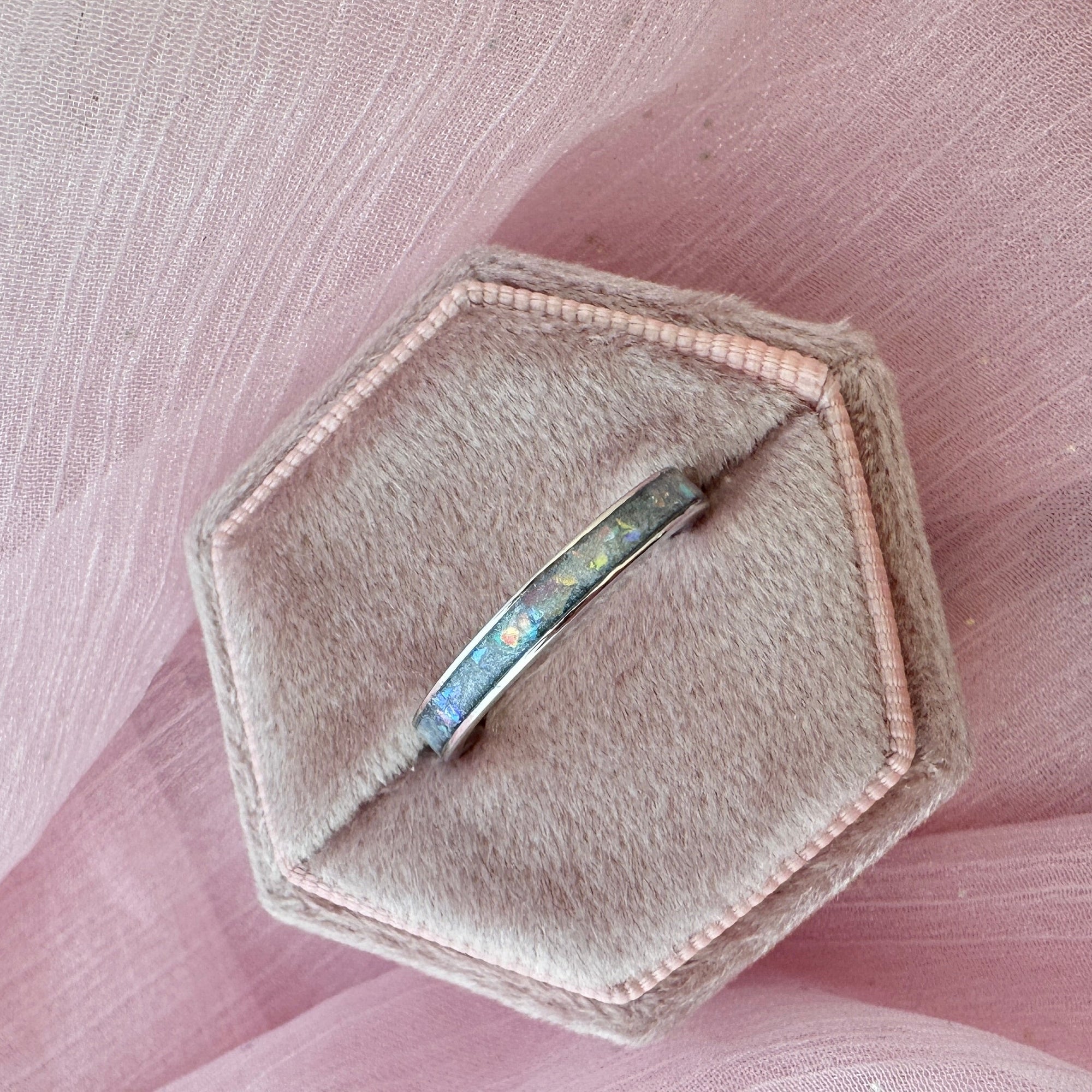 Eternal Bond: Ashes Ring-3mm in width