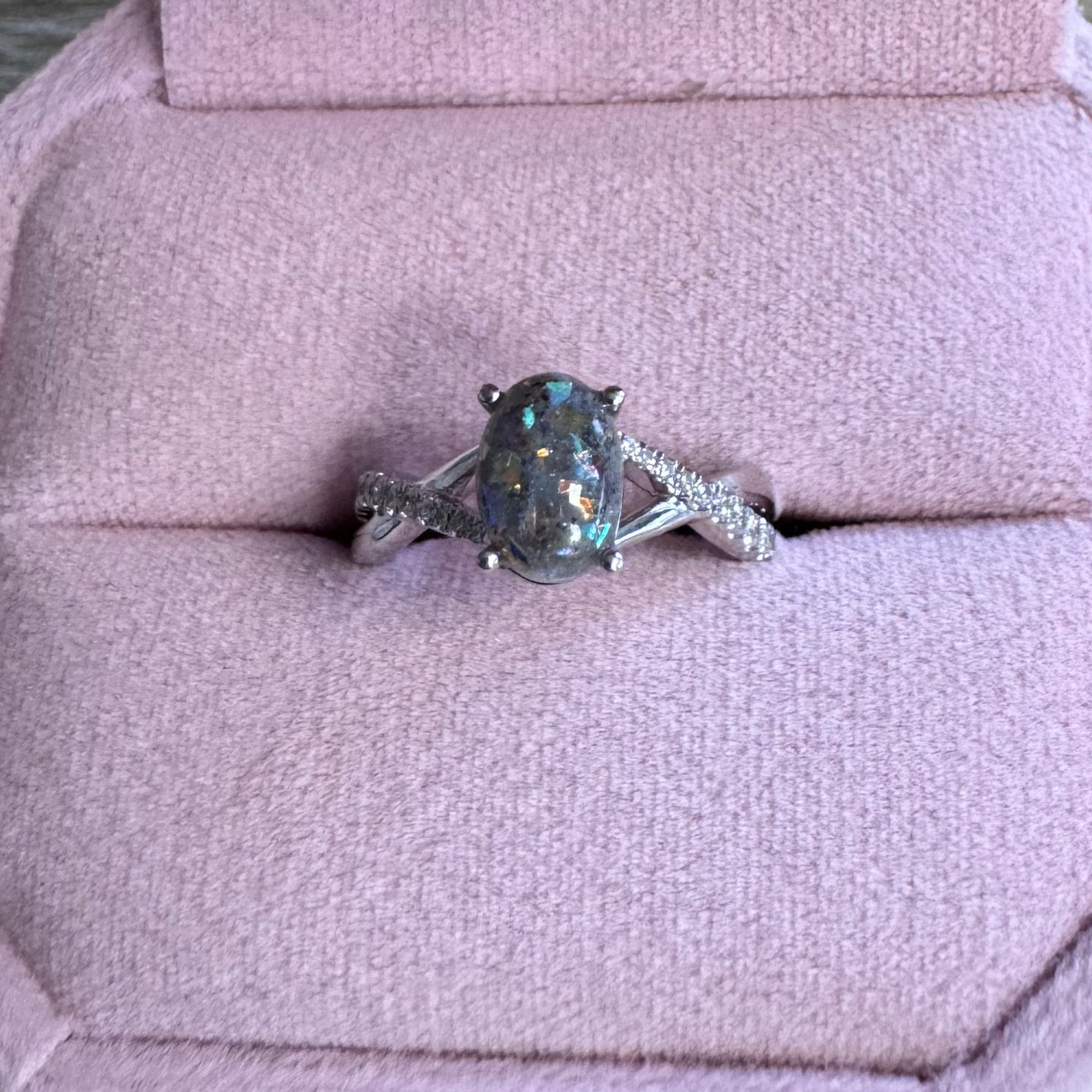 Eternal Touch: Ashes Ring