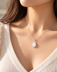 Quiet Echo: Ashes Necklace (Touch of Memory)