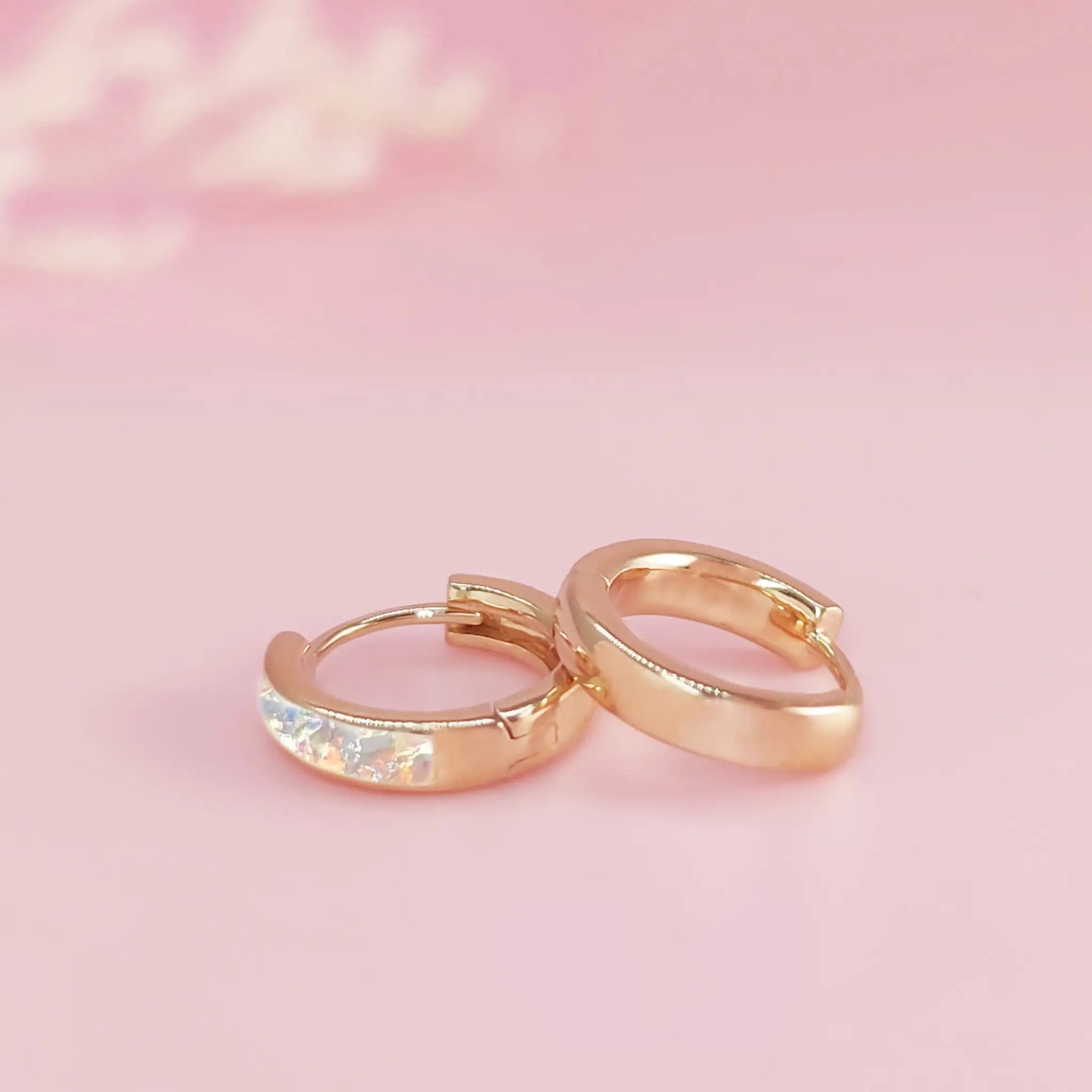 Personalized Ashes Memory Earrings - Timeless Tribute