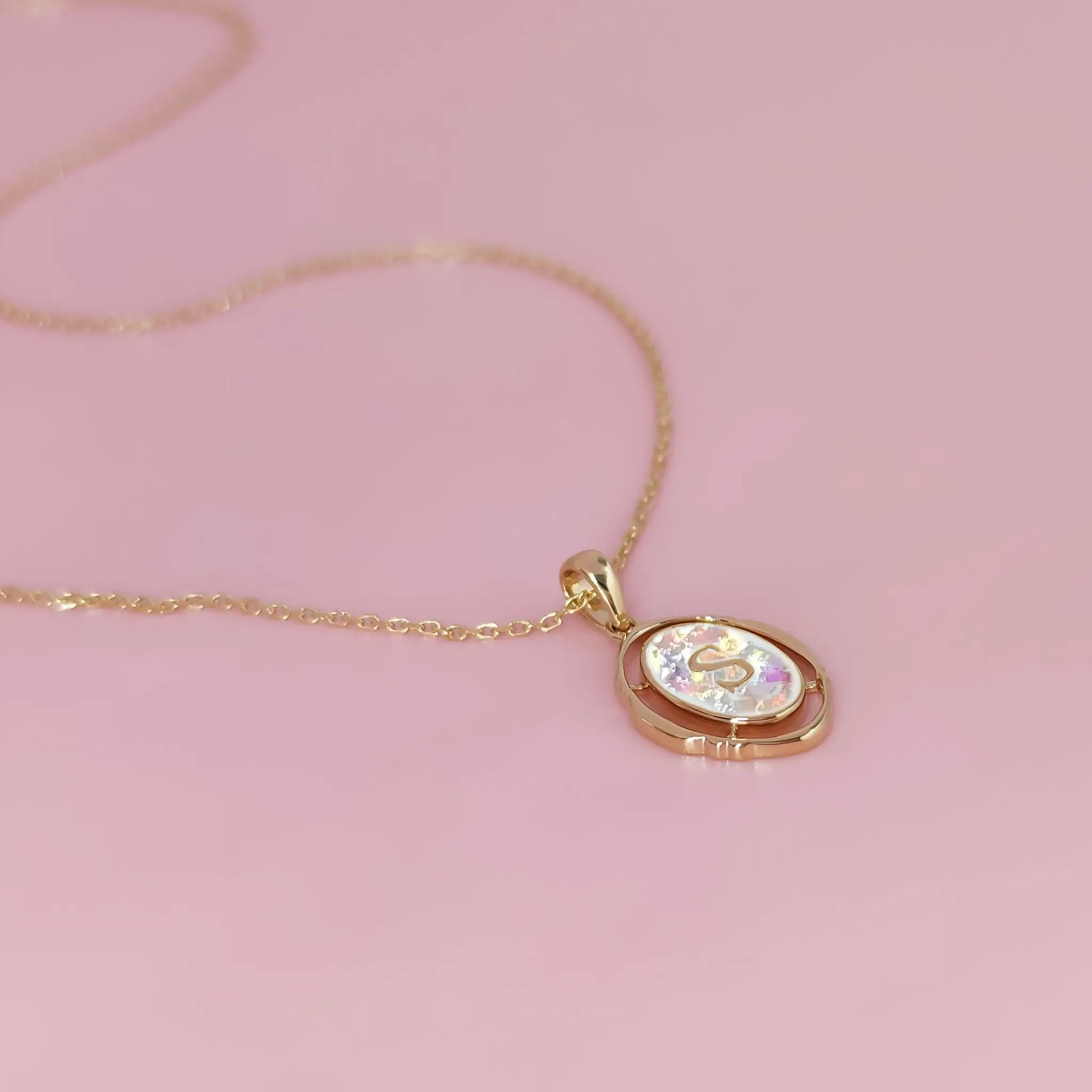 Handcrafted Ashes Necklace | Elegant Memory Keepsake