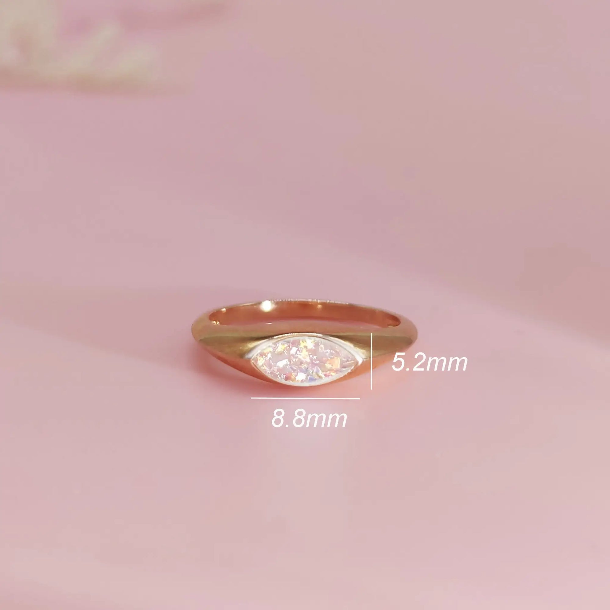 Eternal Embrace Ashes Ring | Memorial Jewelry