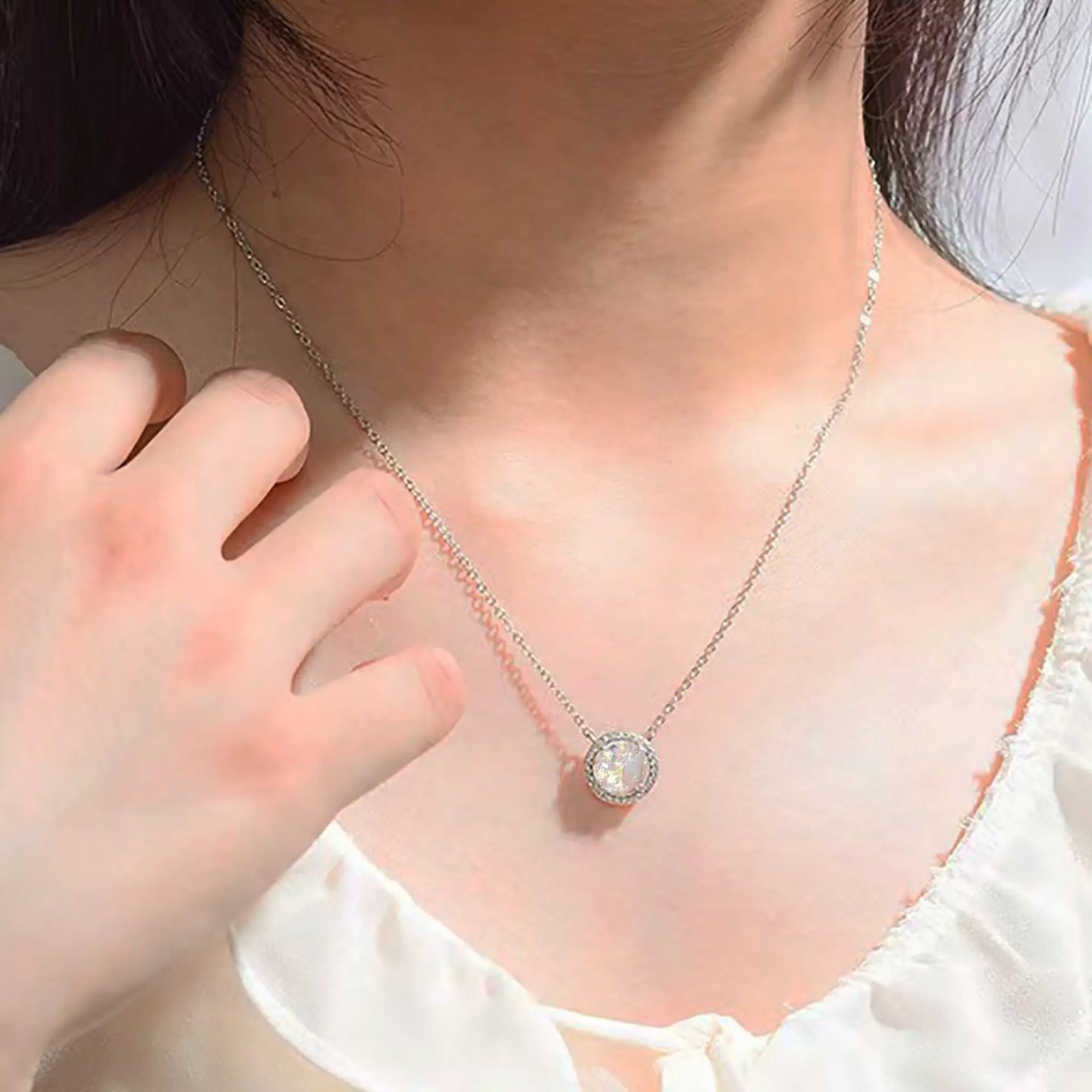 Handcrafted Eternal Glow Ashes Necklace for Remembrance