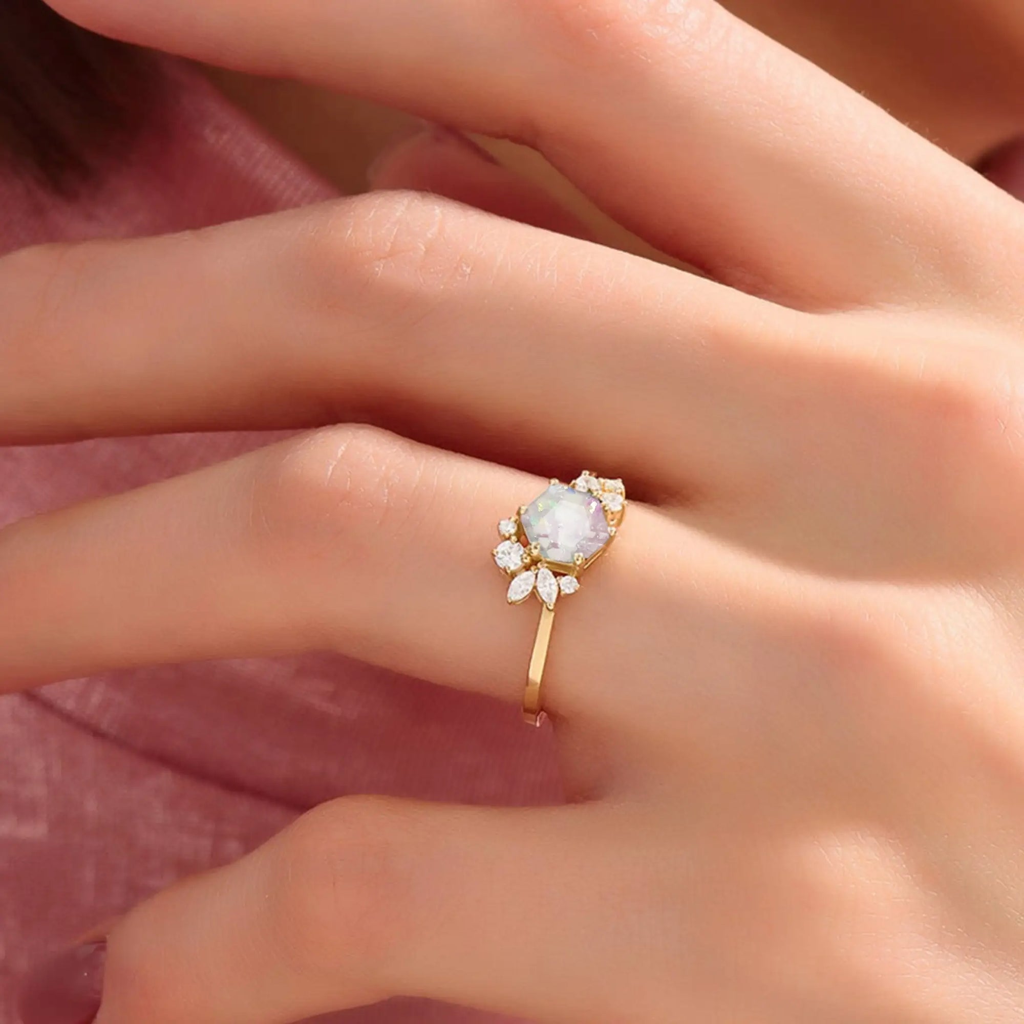 Handcrafted Ashes Ring: Timeless Memory Keepsake