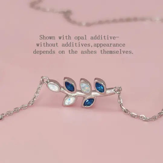 Evergreen Leaf Ashes Necklace: A Love Reminder