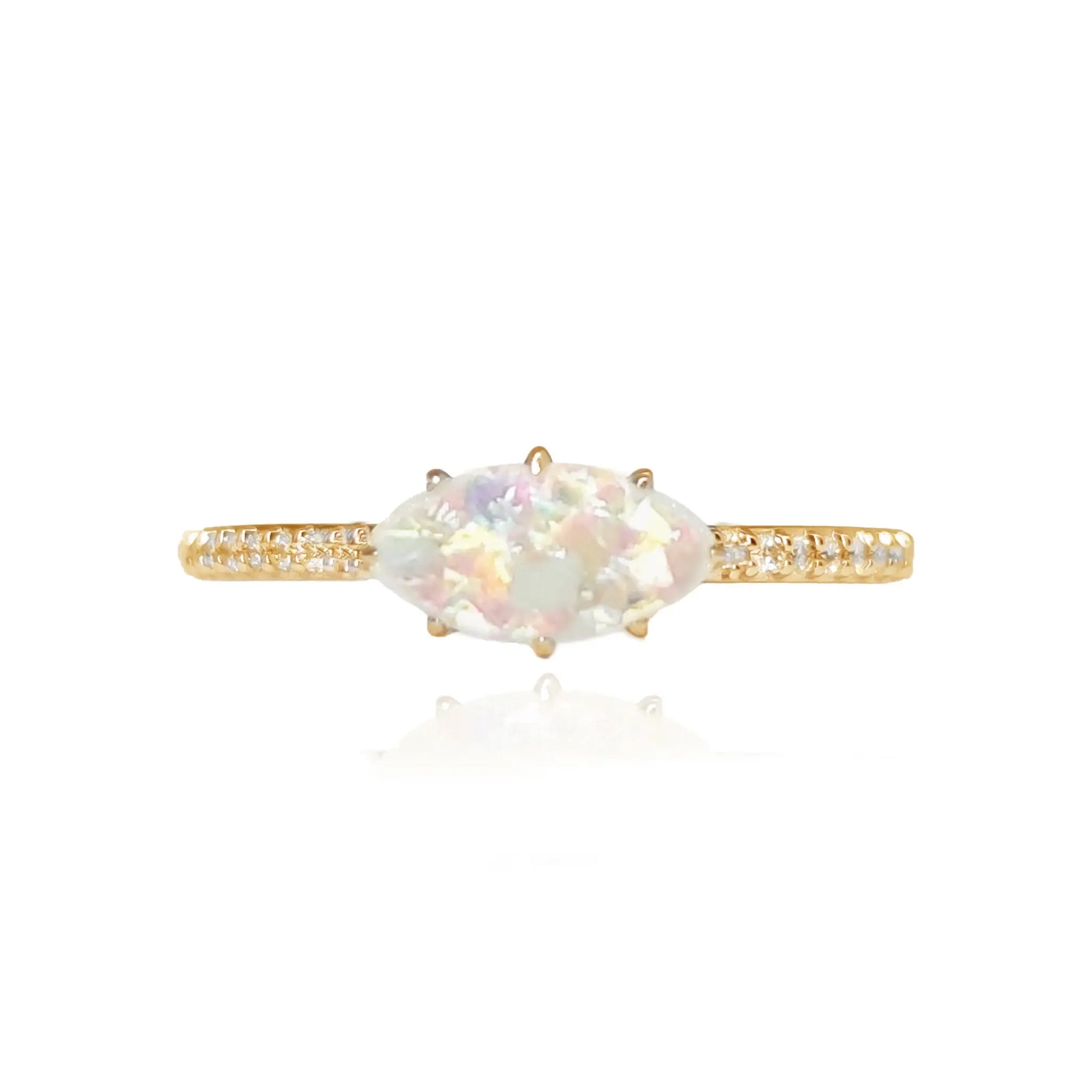 Love's Glow: Custom Ashes Ring for Lasting Memories