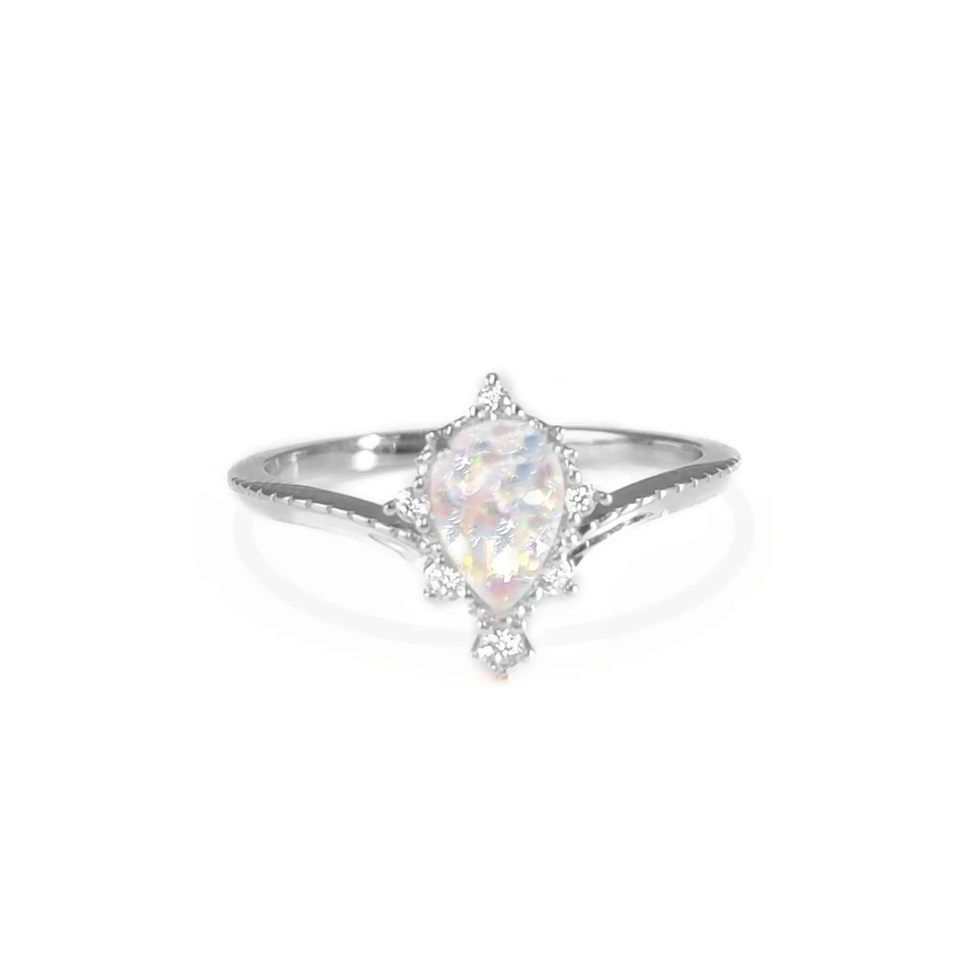 Teardrop Ashes Ring - Elegant Memorial Jewelry