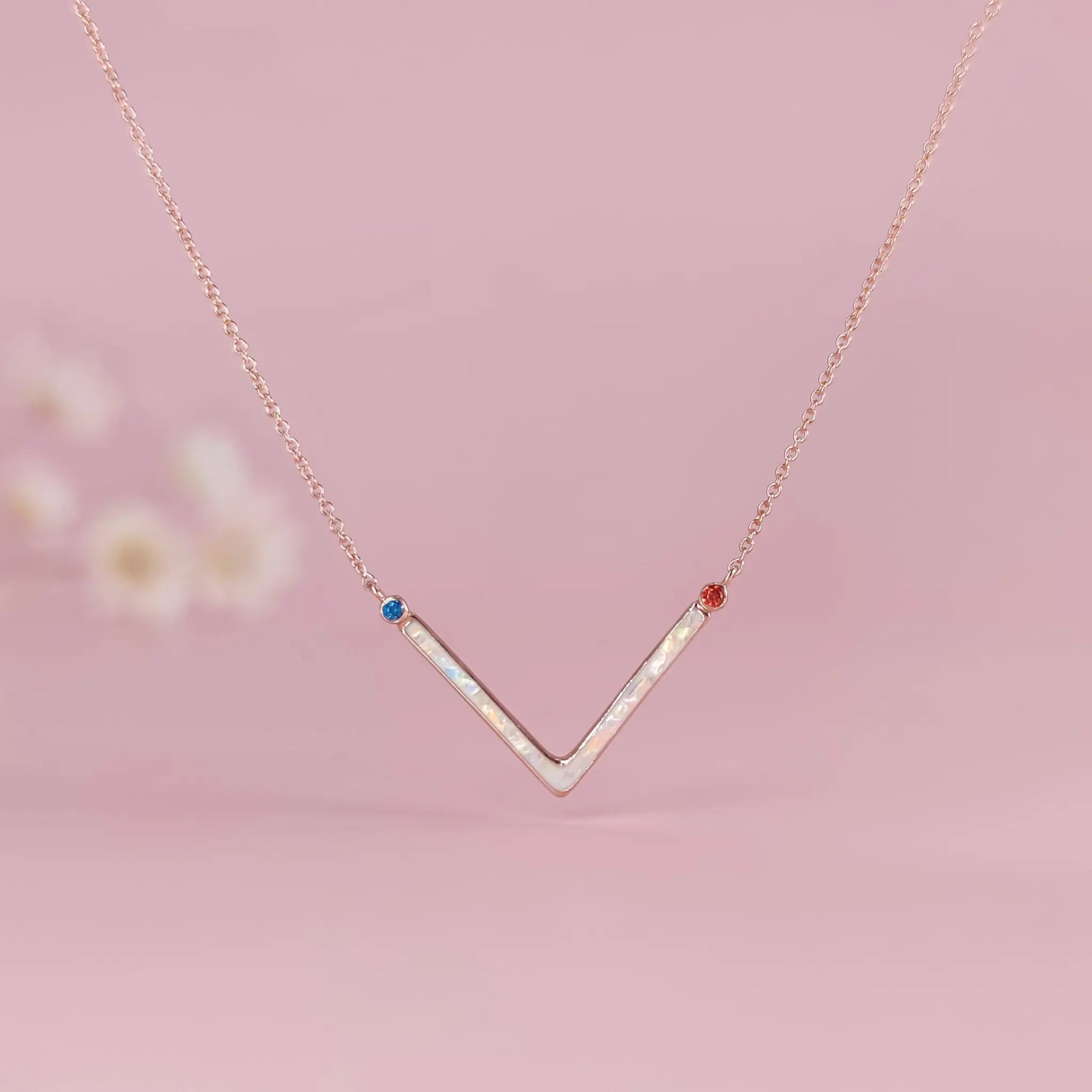 Love&#39;s Embrace: Birthstone Ashes Necklace