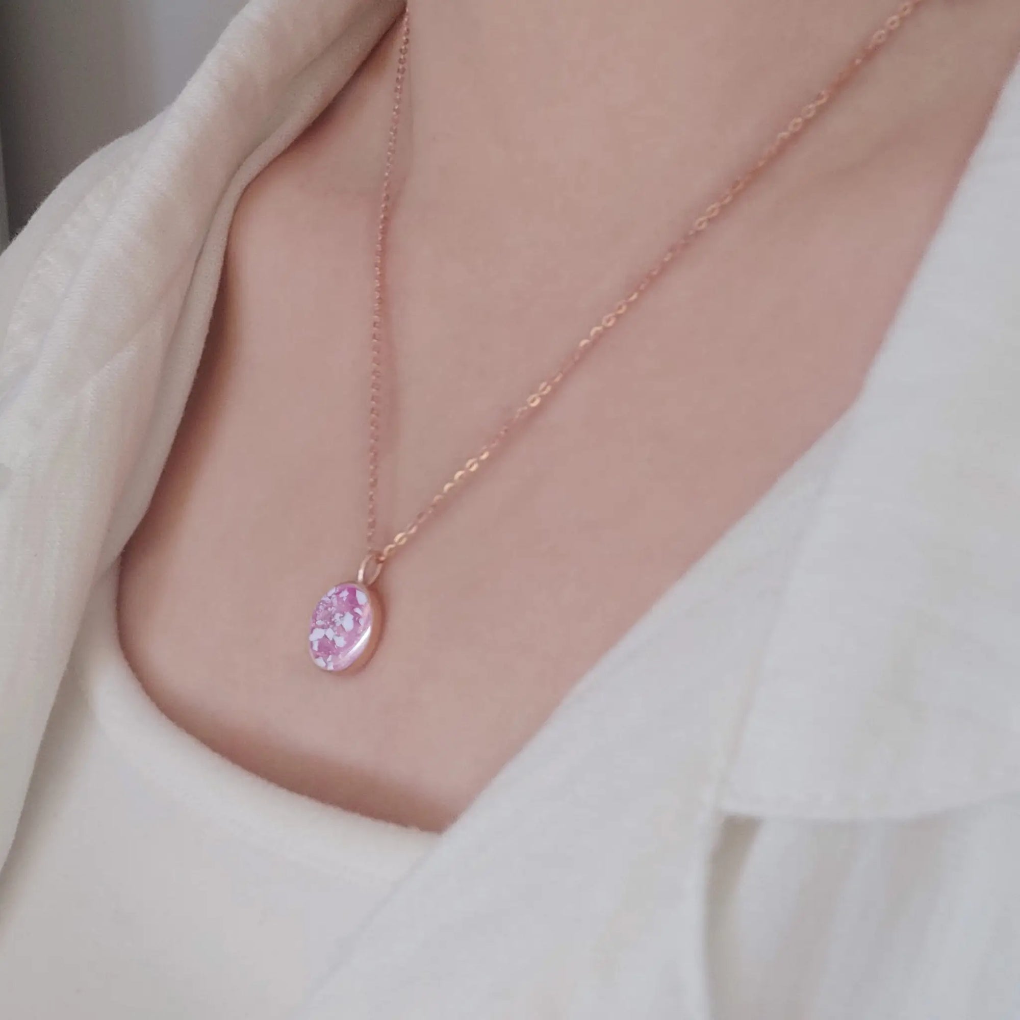 Personalized Ashes Necklace: Cherish Memories Forever