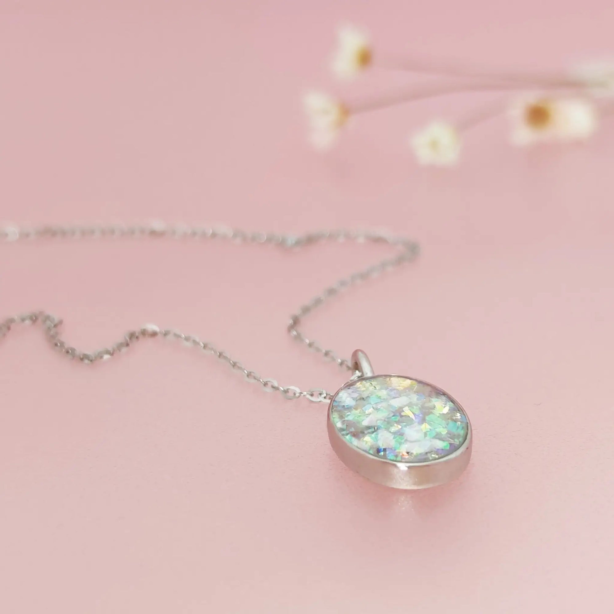 Personalized Ashes Necklace: Cherish Memories Forever