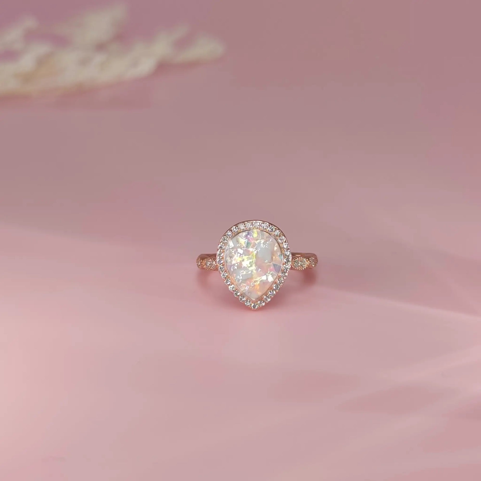 Handcrafted Lumina Essence Ashes Ring in Rose Gold