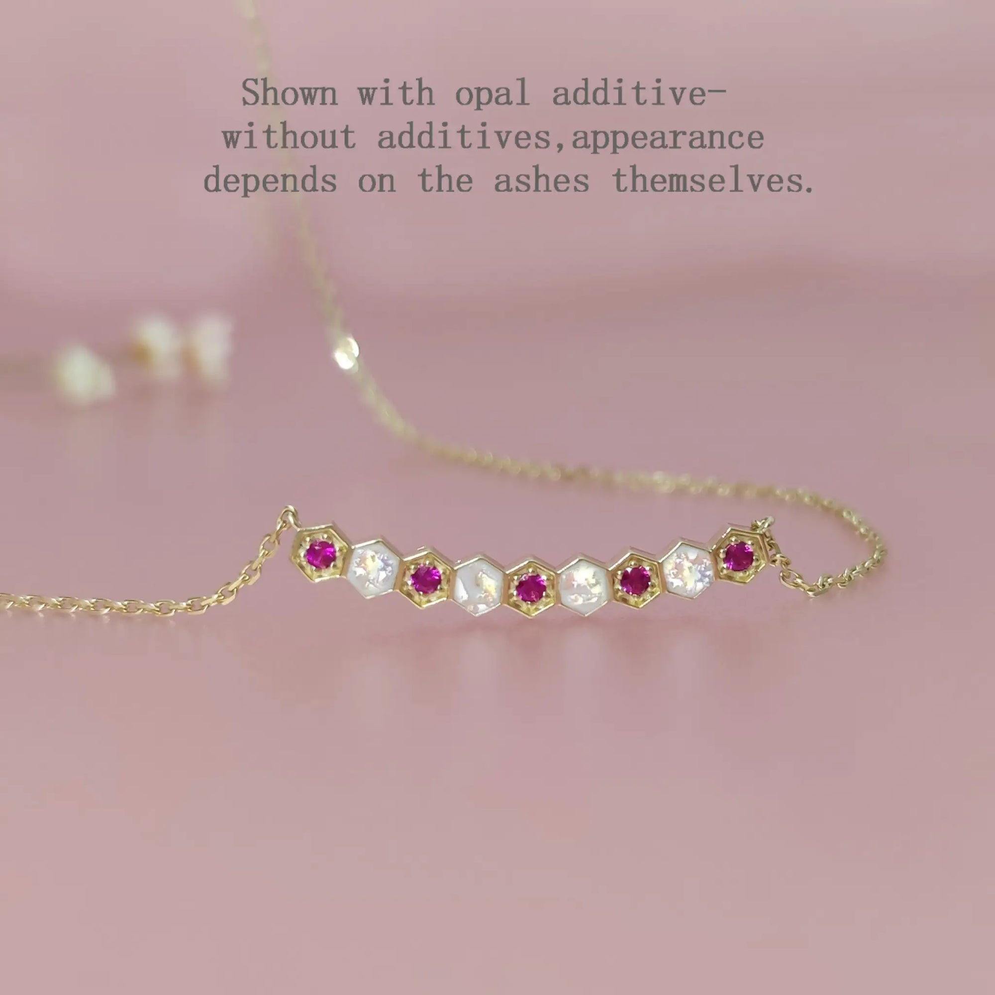 Personalized Honeycomb Ashes Necklace for Cherished Memories