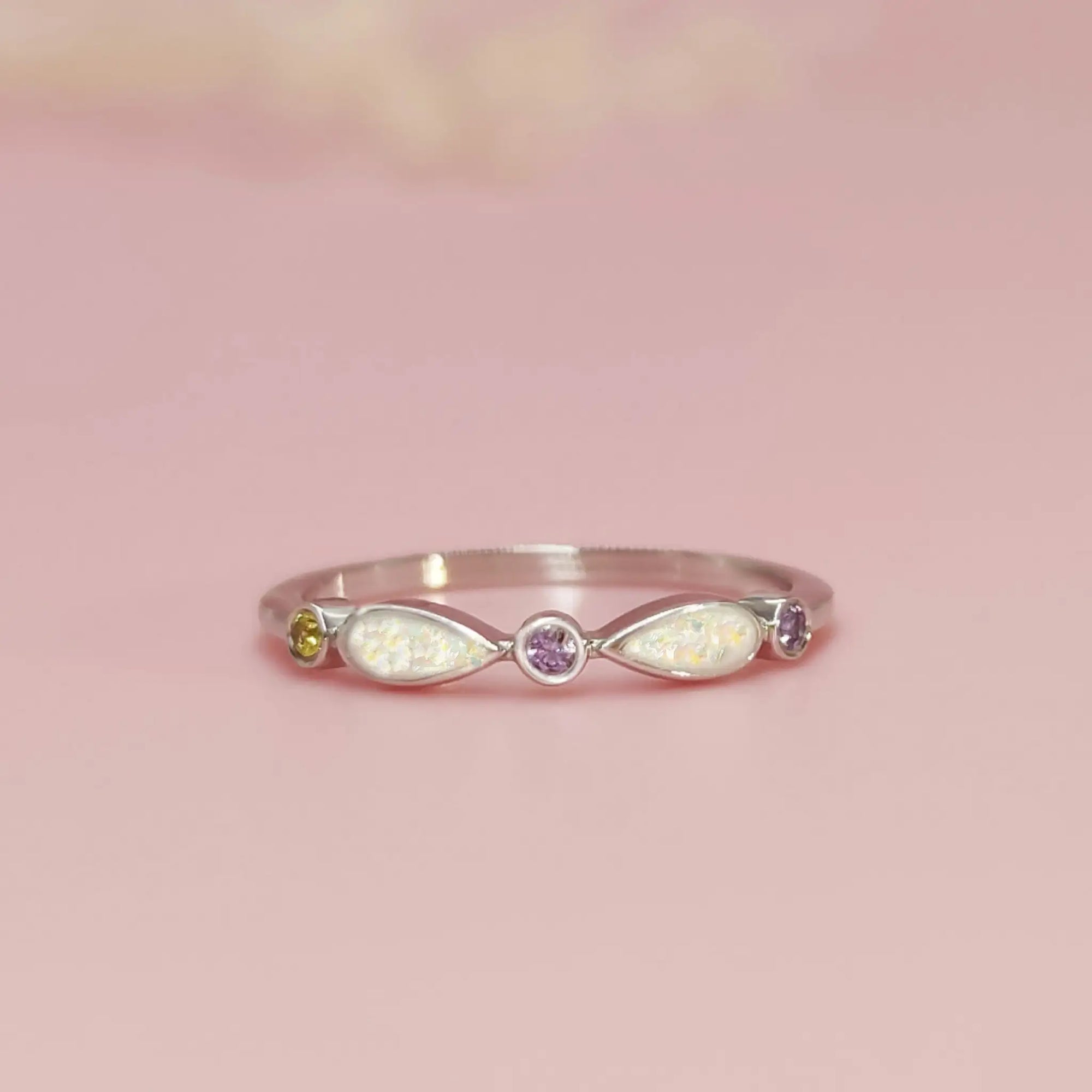 Unbounded Love Ashes Ring - A Lasting Keepsake